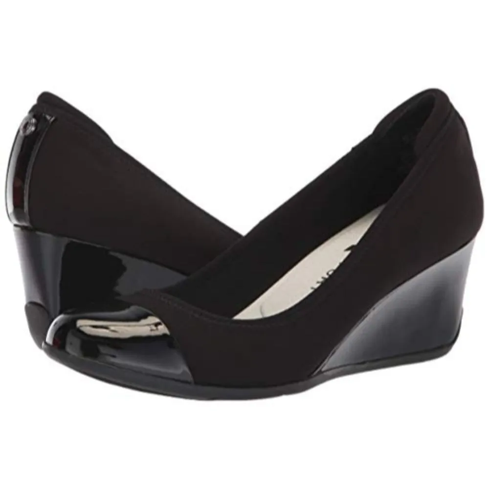 Taite2 Black Fabric Anne Klein Wedge Pumps